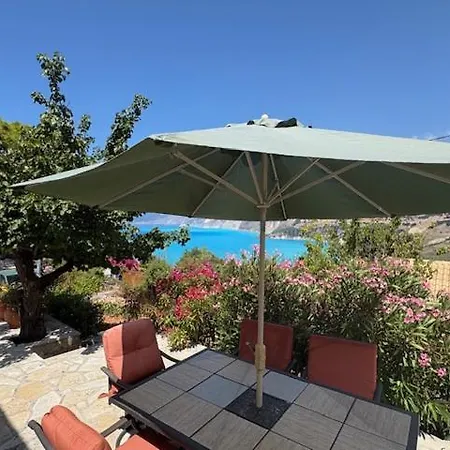 With Views Holiday home Zola