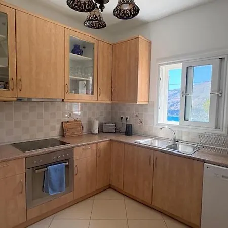 With Views Holiday home Zola