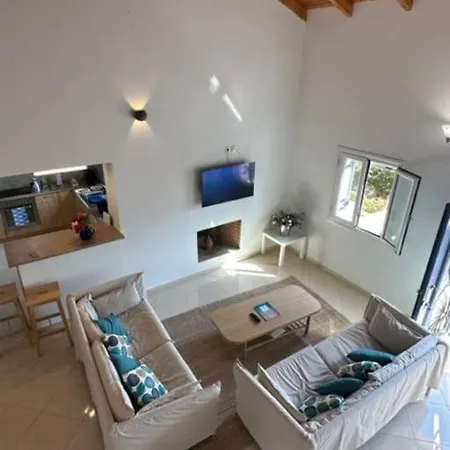 Holiday home With Views
